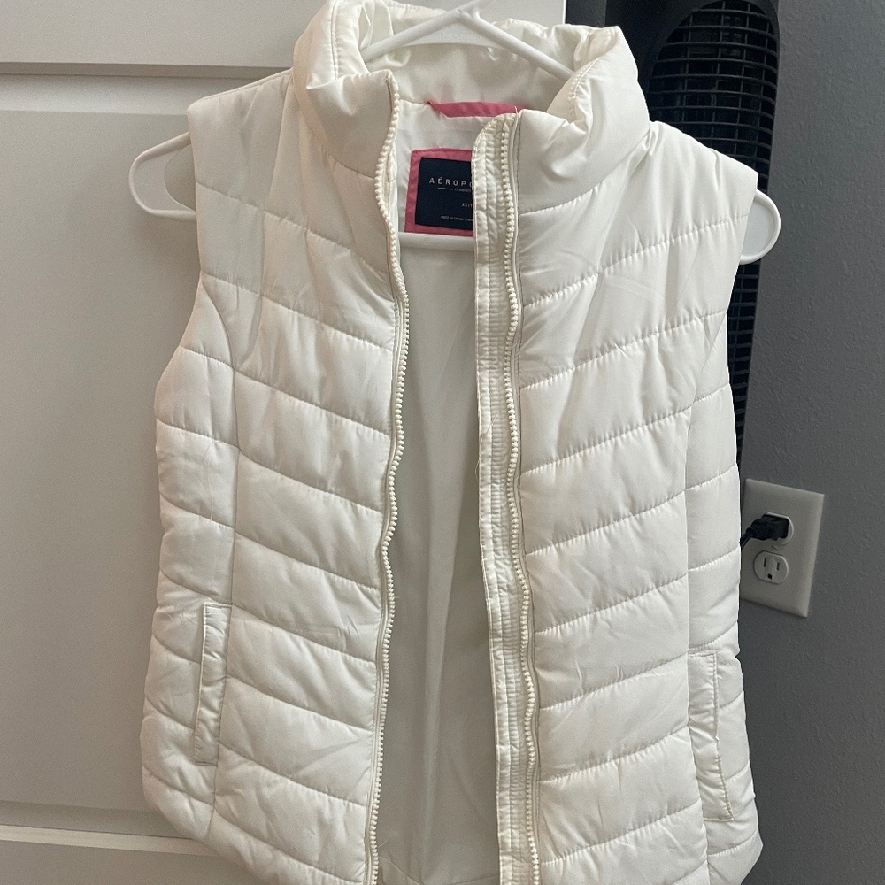 Extra Small White Aeropostale Vest